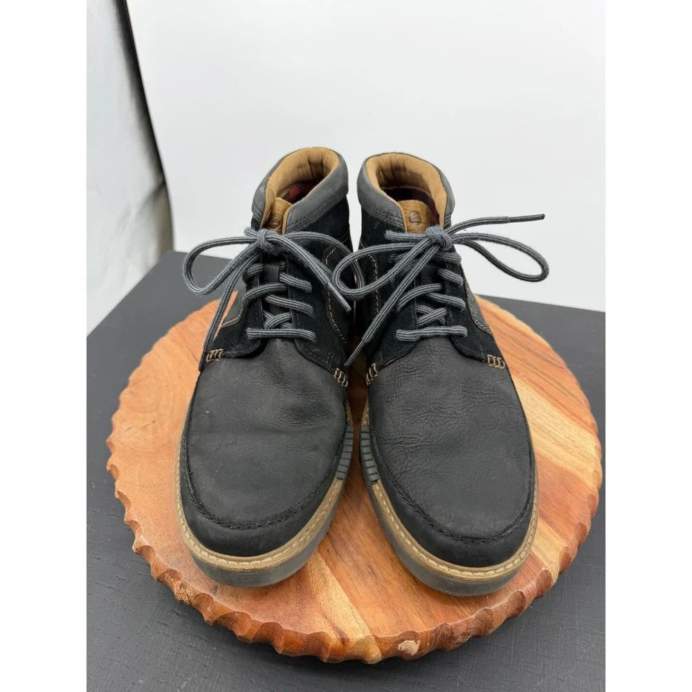Clarks Barnes Plain Oxford Boots Mens 9.5 Black Leather Waterproof Lug Sole